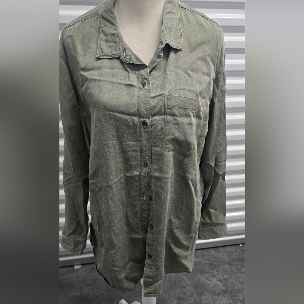 Old Navy Olive Button Down Shirt